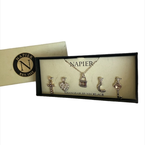 Charm necklace set by naiper - Picture 2 of 3